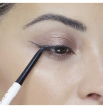 Cargar imagen en el visor de la galería, Beter Eyeliner con difuminador. Efecto terciopelo
